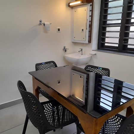 Milestone Inn Sultan Bathery Εξωτερικό φωτογραφία