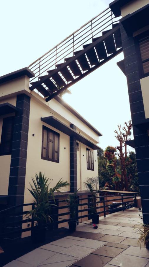 Milestone Inn Sultan Bathery Εξωτερικό φωτογραφία
