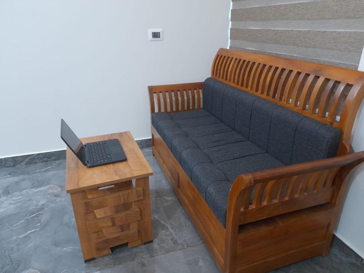Milestone Inn Sultan Bathery Εξωτερικό φωτογραφία